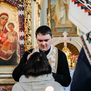 В Івано-Франківську на площі Шептицького, де відбулося освячення стрітенських свічок.