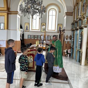 Для дітей села Тустань провели християнський табір «Веселі канікули з Богом»