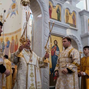 Військові, ветерани, капелани та родини Героїв зібралися у Зарваниці на Всеукраїнську прощу надії