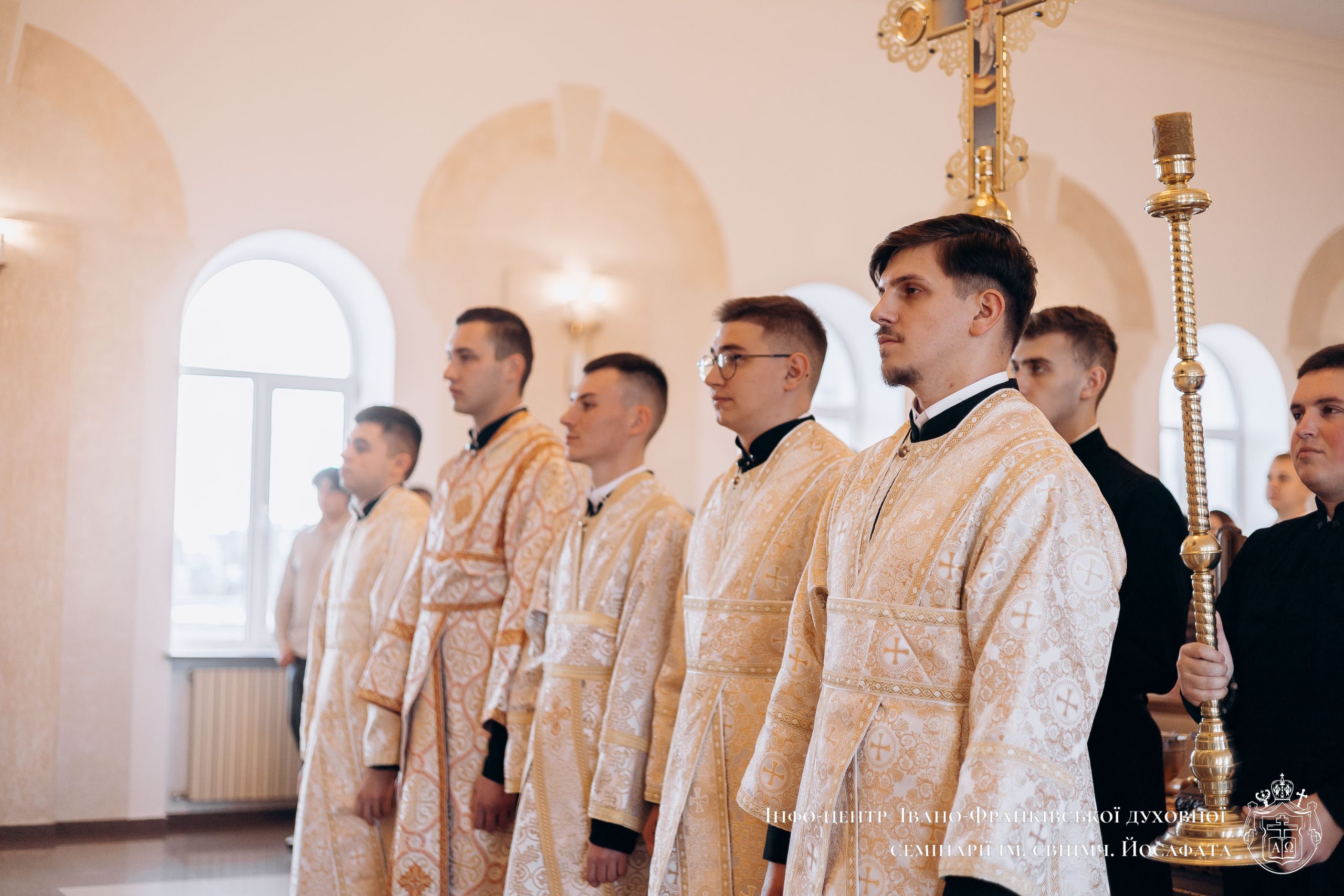 «У кожній людині маєте бачити Христа», — Владика Микола до шістьох нововисвячених дияконів «У кожній людині маєте бачити Христа», — Владика Микола до шістьох нововисвячених дияконів