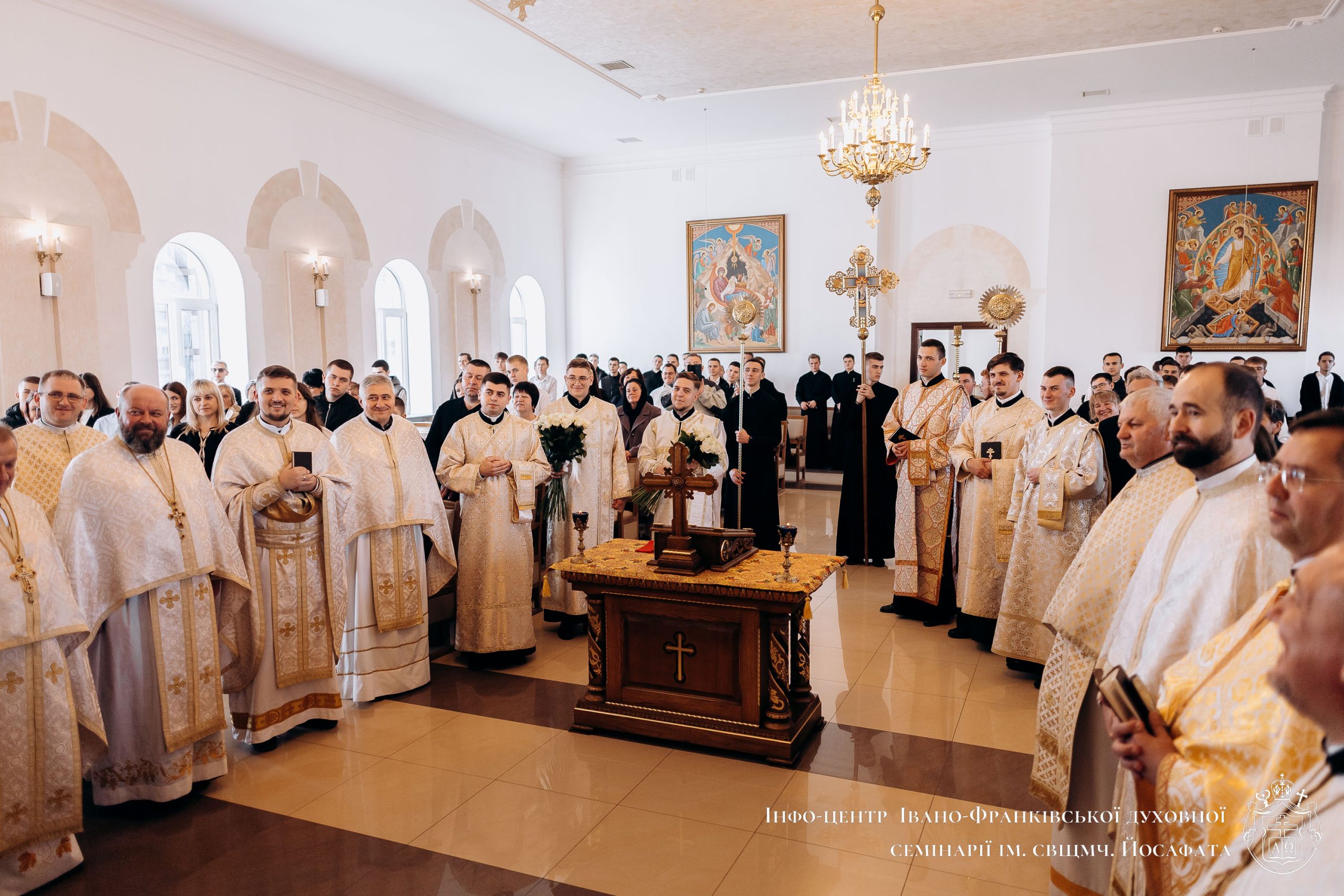 «У кожній людині маєте бачити Христа», — Владика Микола до шістьох нововисвячених дияконів «У кожній людині маєте бачити Христа», — Владика Микола до шістьох нововисвячених дияконів