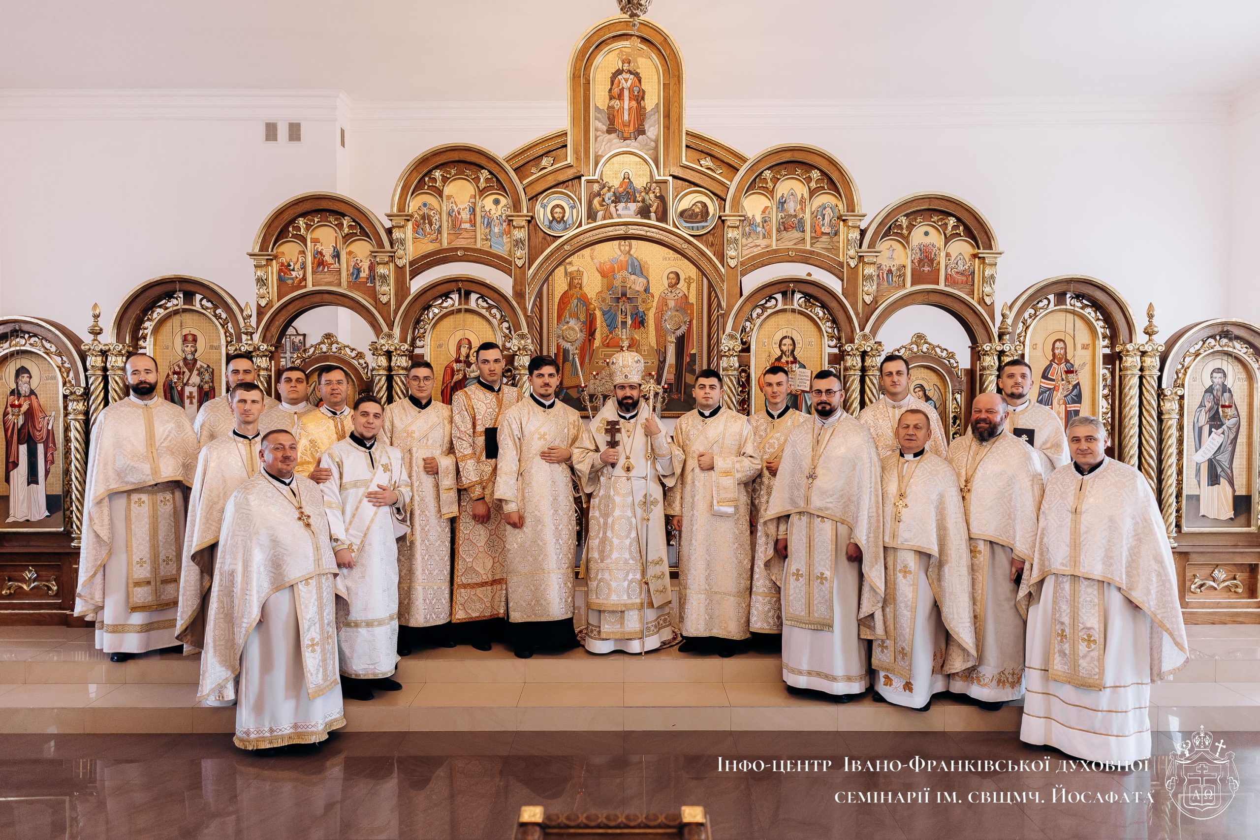 «У кожній людині маєте бачити Христа», — Владика Микола до шістьох нововисвячених дияконів «У кожній людині маєте бачити Христа», — Владика Микола до шістьох нововисвячених дияконів