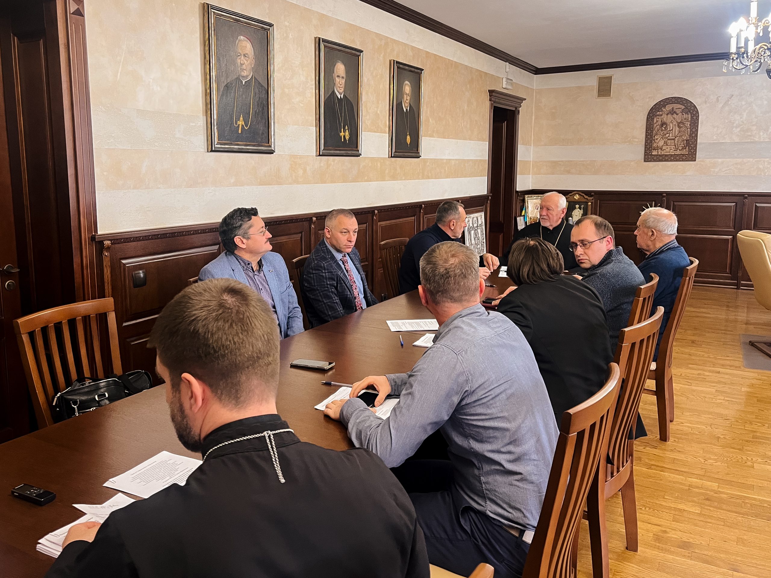 Митрополит Володимир благословив підготовку Всеукраїнської науково-практичної конференції про історію Івано-Франківської Митрополії УГКЦ Митрополит Володимир благословив підготовку Всеукраїнської науково-практичної конференції про історію Івано-Франківської Митрополії УГКЦ