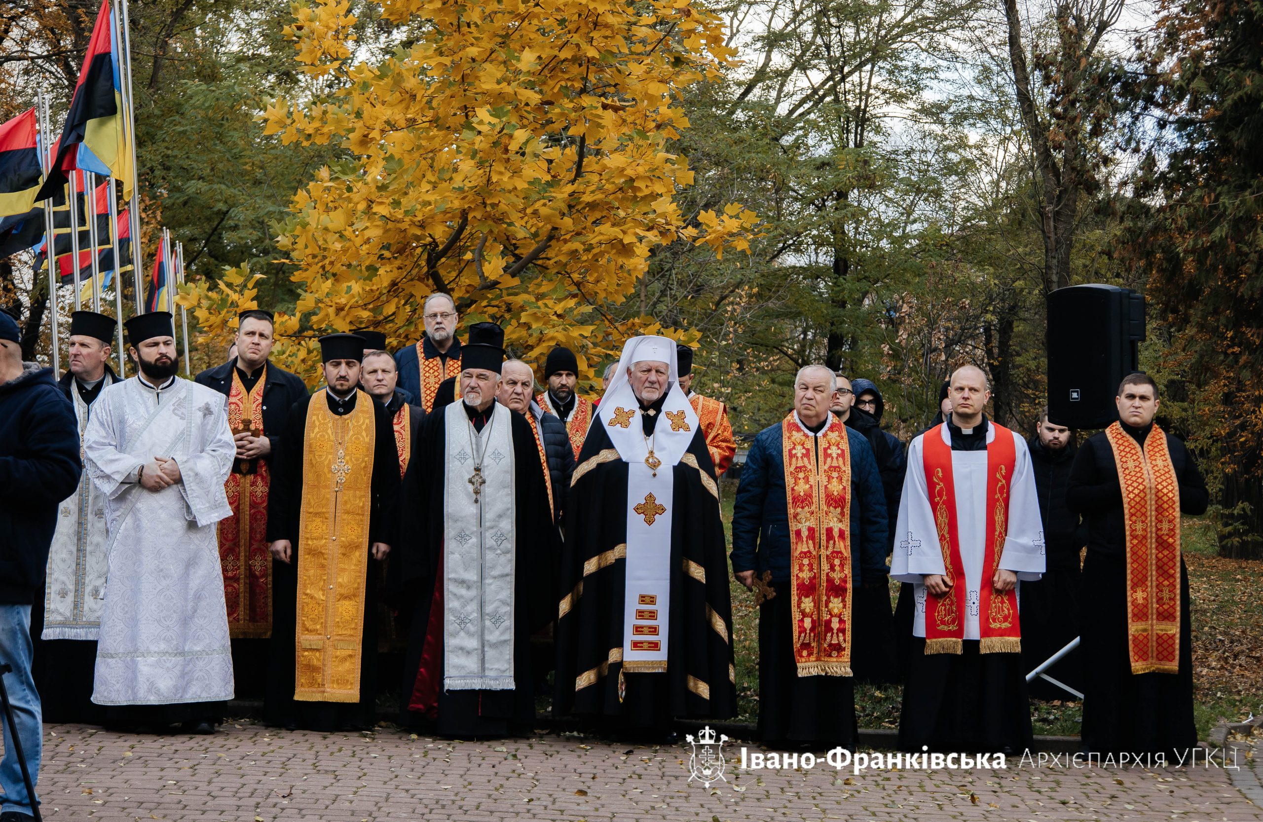 Владика Володимир очолив жовтневий «Дзвін пам’яті» в Івано-Франківську Владика Володимир очолив жовтневий «Дзвін пам’яті» в Івано-Франківську