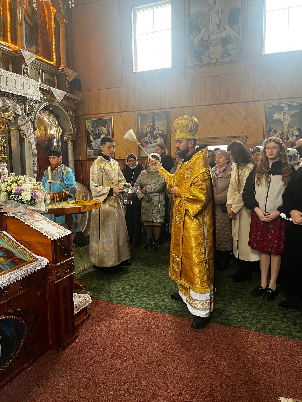 «Маленькі чуда відбуваються щодня», — Владика Микола у 135-літній парафії села Перекоси «Маленькі чуда відбуваються щодня», — Владика Микола у 135-літній парафії села Перекоси