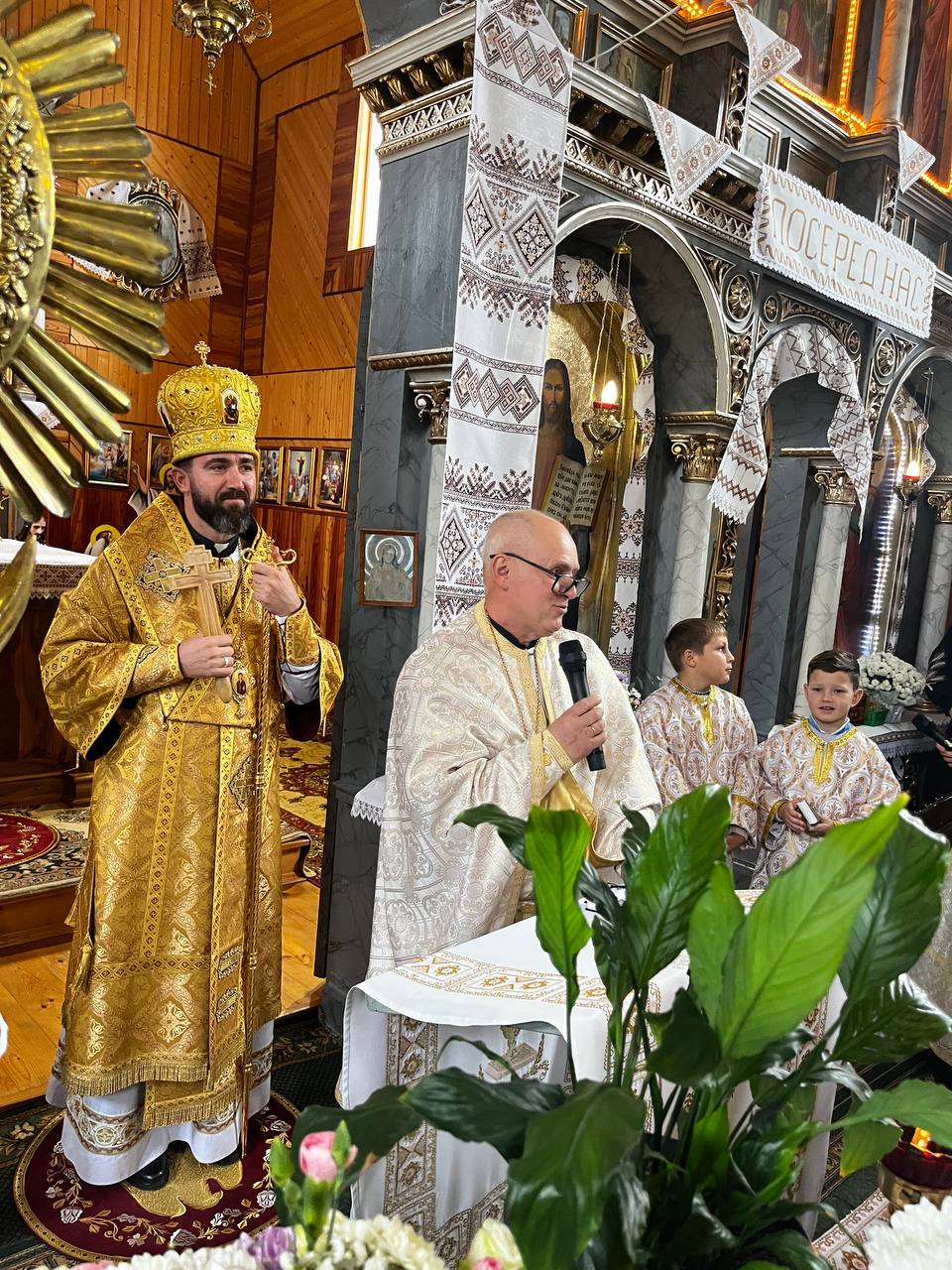 «Маленькі чуда відбуваються щодня», — Владика Микола у 135-літній парафії села Перекоси «Маленькі чуда відбуваються щодня», — Владика Микола у 135-літній парафії села Перекоси