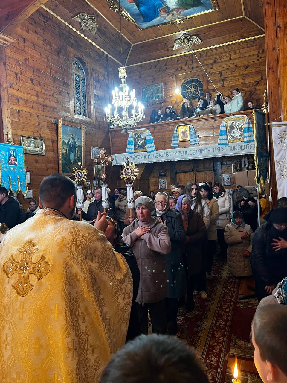 У Грабівці відбулися нічні молитовні чування У Грабівці відбулися нічні молитовні чування