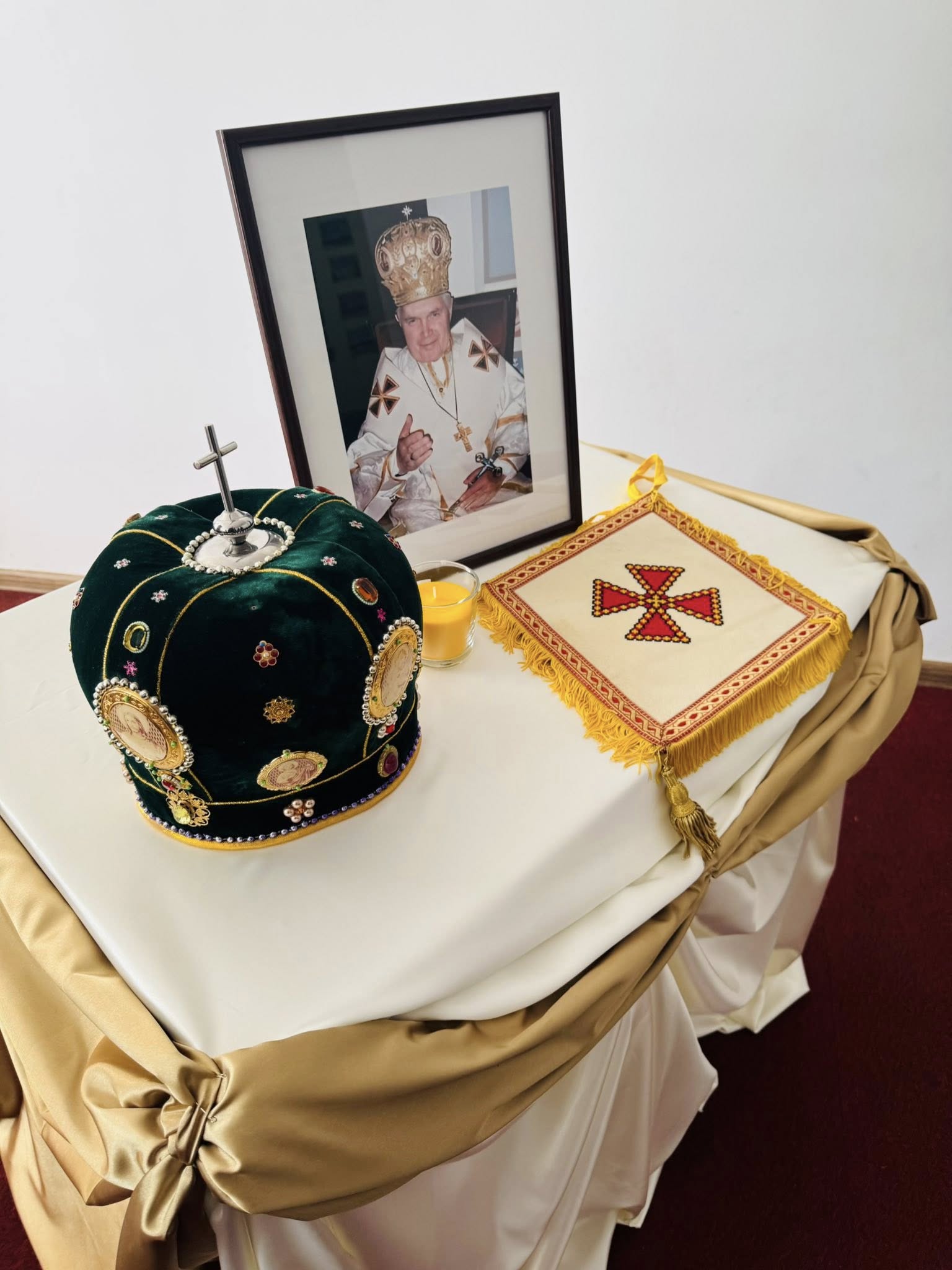 Владика Володимир відвідав Католицьку школу ім. Софрона Дмитерка у Микитинцях Владика Володимир відвідав Католицьку школу ім. Софрона Дмитерка у Микитинцях