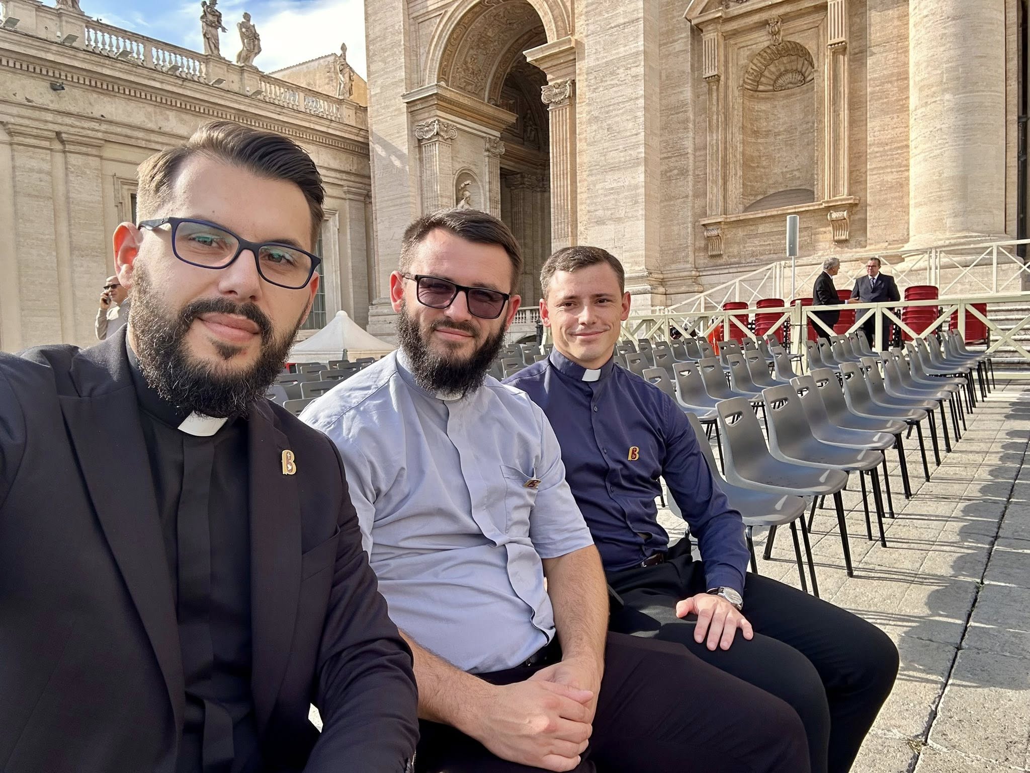 Колектив Католицького ліцею взяв участь в Ювілеї світу освіти у Ватикані Колектив Католицького ліцею взяв участь в Ювілеї світу освіти у Ватикані