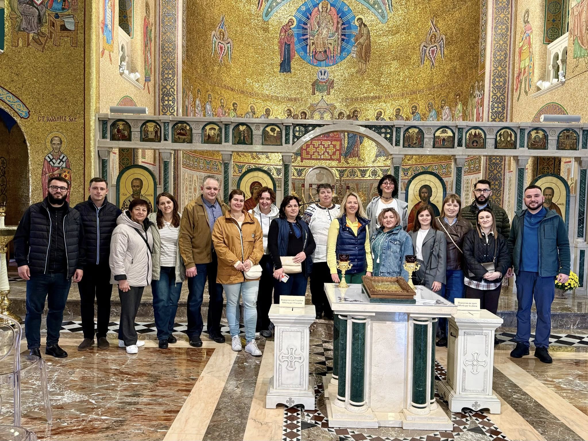 Колектив Католицького ліцею взяв участь в Ювілеї світу освіти у Ватикані Колектив Католицького ліцею взяв участь в Ювілеї світу освіти у Ватикані