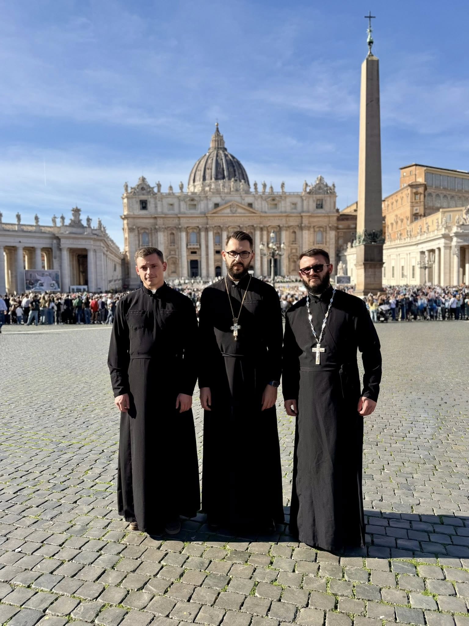 Колектив Католицького ліцею взяв участь в Ювілеї світу освіти у Ватикані Колектив Католицького ліцею взяв участь в Ювілеї світу освіти у Ватикані