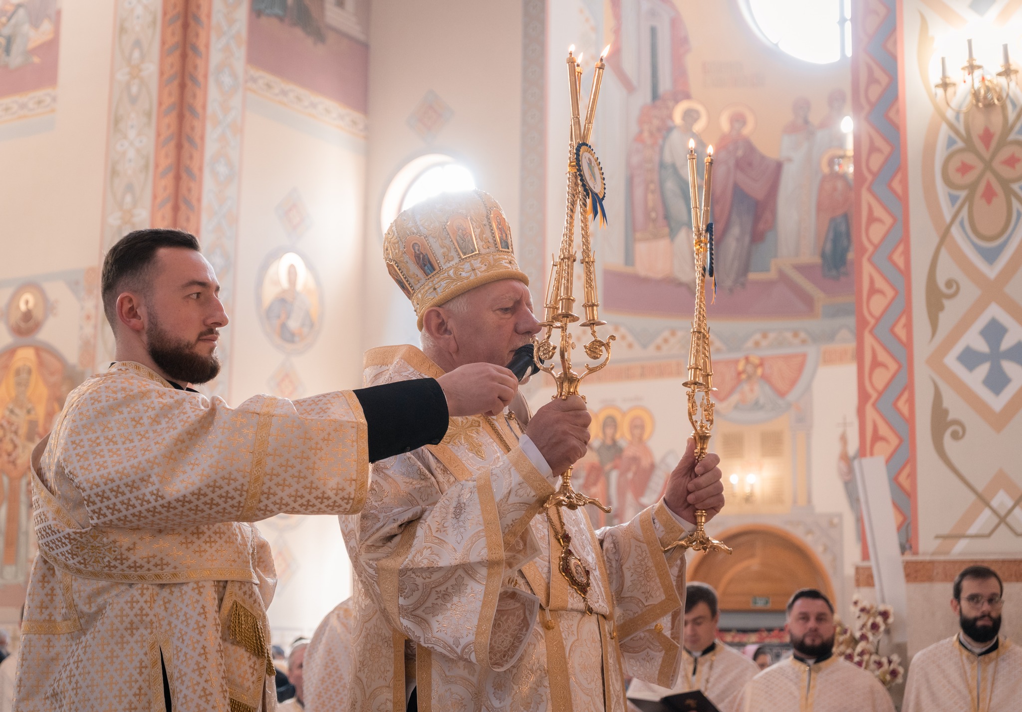 Митрополит Володимир очолив прощу до Коломийської ікони «Це Мати твоя» Митрополит Володимир очолив прощу до Коломийської ікони «Це Мати твоя»