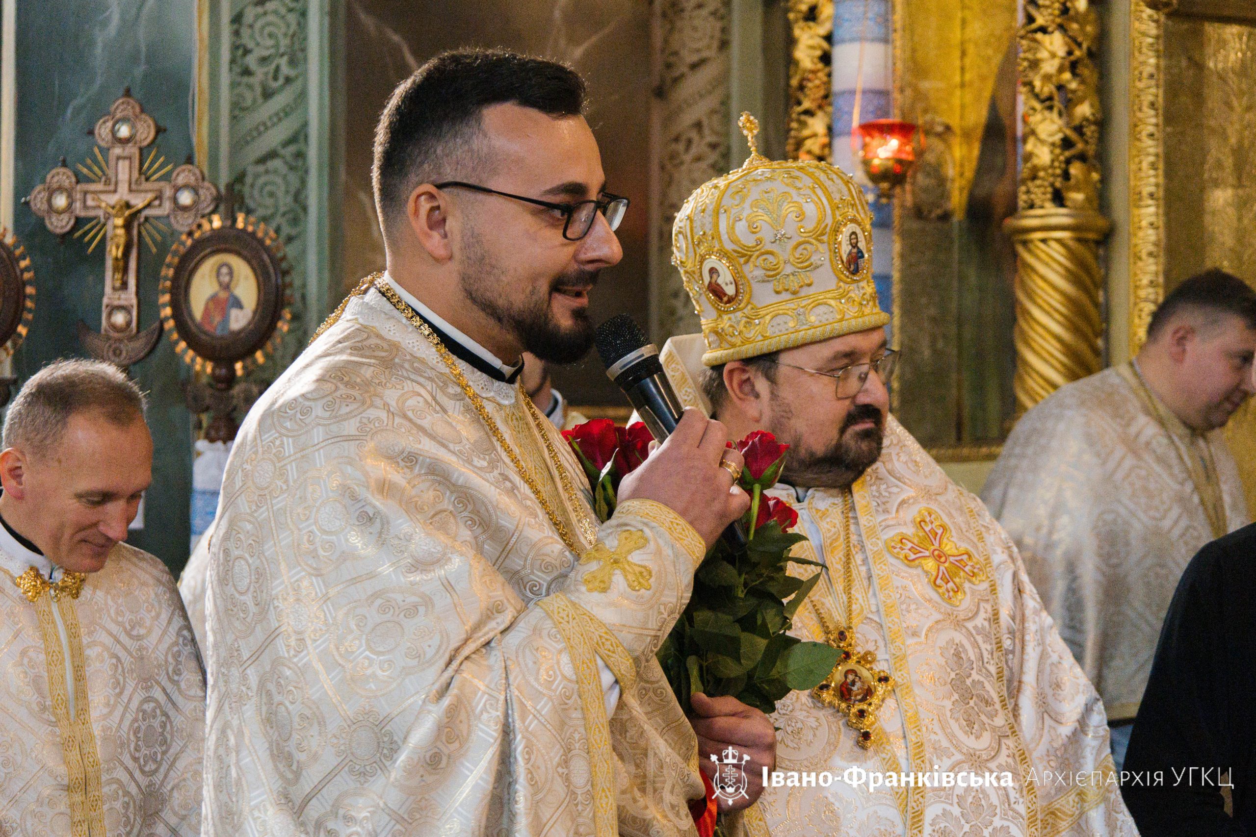 Вірні та духовенство Івано-Франківської Митрополії привітали Митрополита Володимира з днем народження Вірні та духовенство Івано-Франківської Митрополії привітали Митрополита Володимира з днем народження