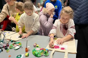 Владика Микола відвідав захід «У центрі Всесвіту — дитина» Владика Микола відвідав захід «У центрі Всесвіту — дитина»