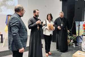 Владика Микола відвідав захід «У центрі Всесвіту — дитина» Владика Микола відвідав захід «У центрі Всесвіту — дитина»