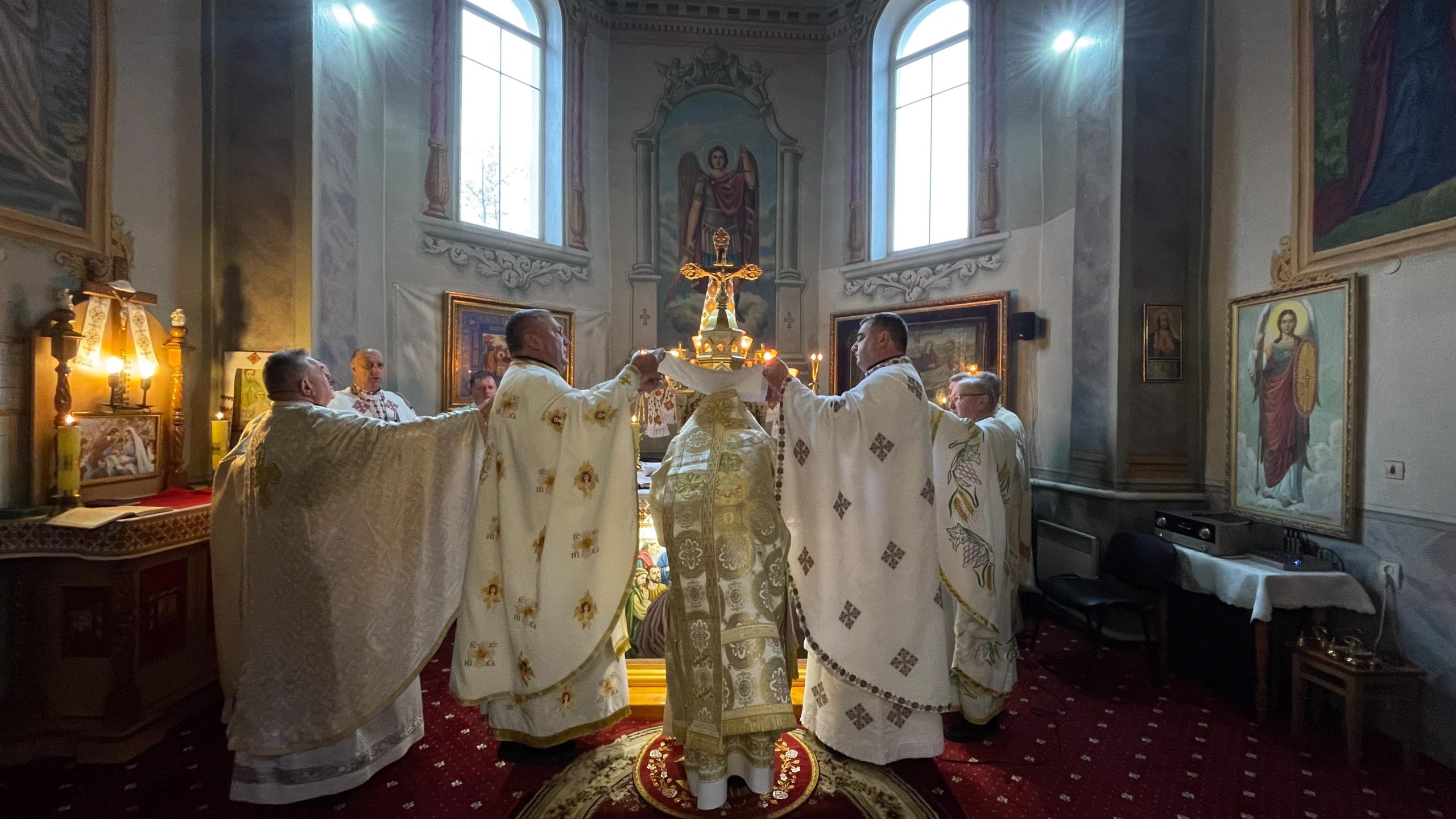 Владика Микола Семенишин здійснив душпастирський візит у парафію села Саджава Владика Микола Семенишин здійснив душпастирський візит у парафію села Саджава