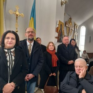 У парафії святих Кирила і Методія у Крихівцях відбулося освячення тифлоакустичної ікони «Богородиця Гошівська»