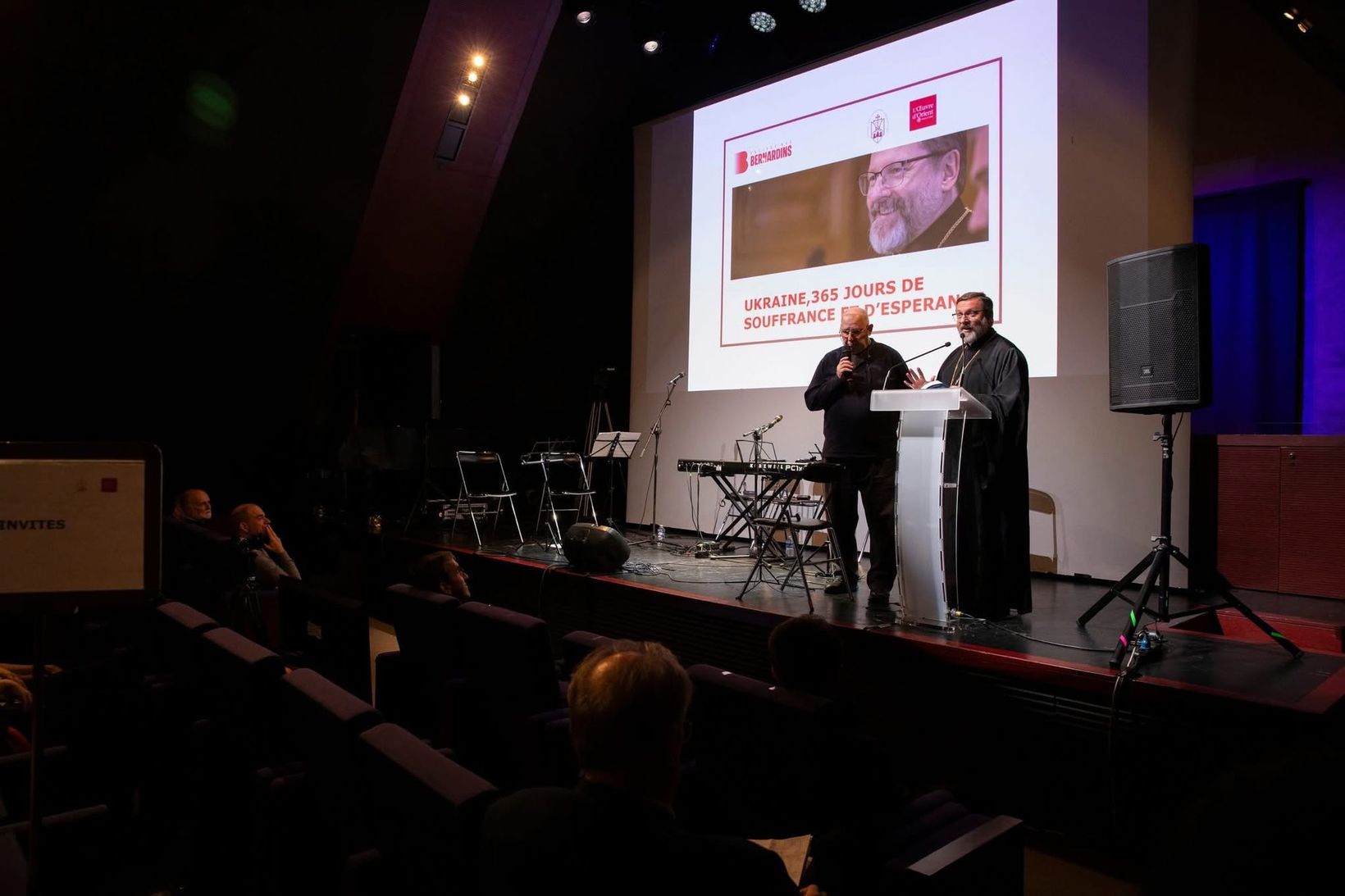 У Парижі презентували французьке видання щоденних звернень Блаженнішого Святослава У Парижі презентували французьке видання щоденних звернень Блаженнішого Святослава