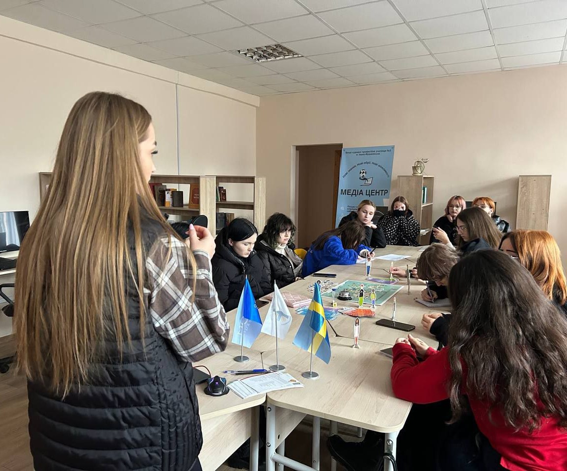 Карітас Івано-Франківської Архієпархії розробив програму «Компас життя. Шлях до свідомого майбутнього» Карітас Івано-Франківської Архієпархії розробив програму «Компас життя. Шлях до свідомого майбутнього»