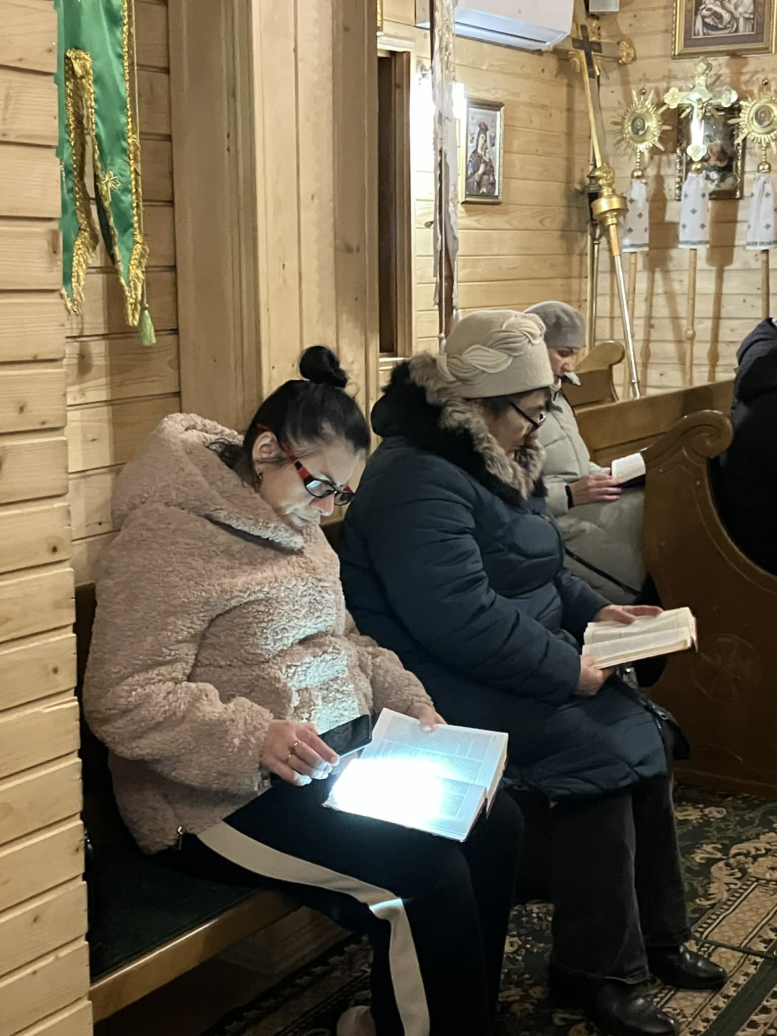 Як відбуваються біблійні читання у парафії свв. Кирила і Методія (Лемківській церкві)? Як відбуваються біблійні читання у парафії свв. Кирила і Методія (Лемківській церкві)?