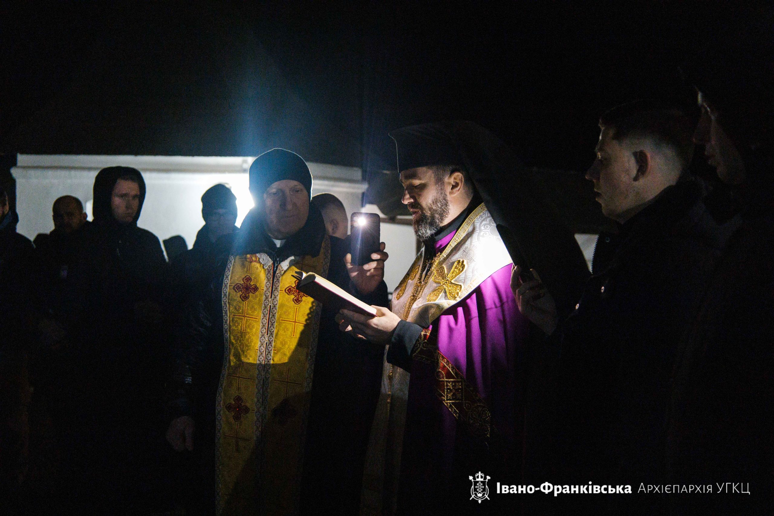 Владика Микола очолив останні в 2025 році молитовні чування у Крилосі Владика Микола очолив останні в 2025 році молитовні чування у Крилосі