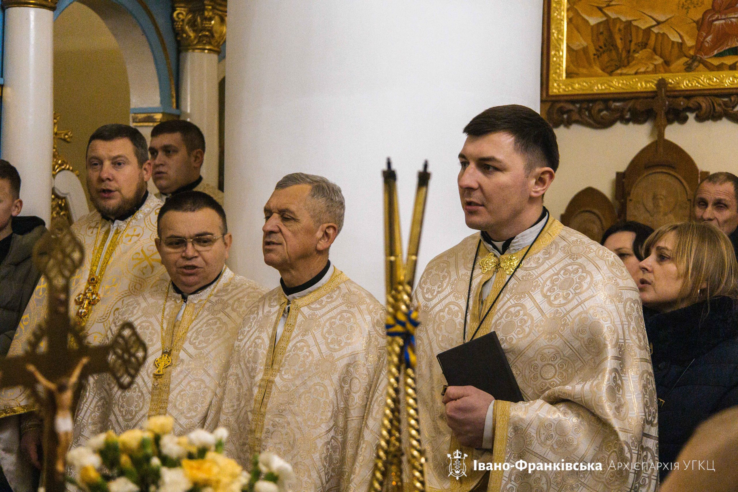 Владика Микола очолив останні в 2025 році молитовні чування у Крилосі Владика Микола очолив останні в 2025 році молитовні чування у Крилосі