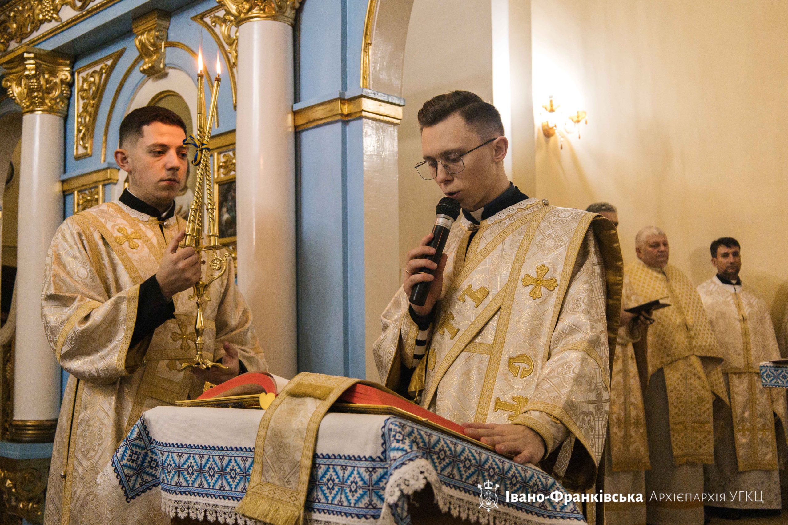 Владика Микола очолив останні в 2025 році молитовні чування у Крилосі Владика Микола очолив останні в 2025 році молитовні чування у Крилосі