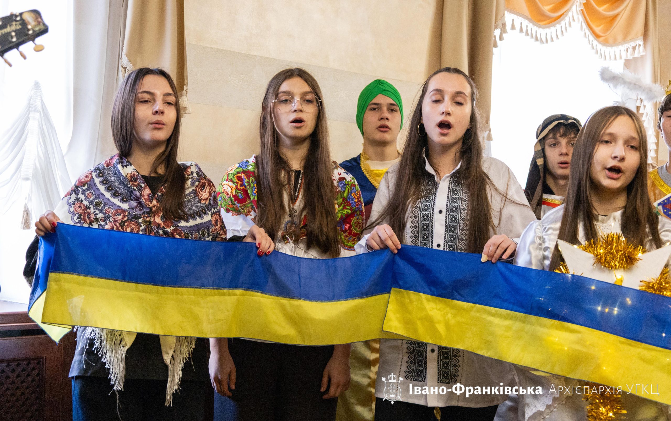 До Архієпархіального управління завітали колядники До Архієпархіального управління завітали колядники