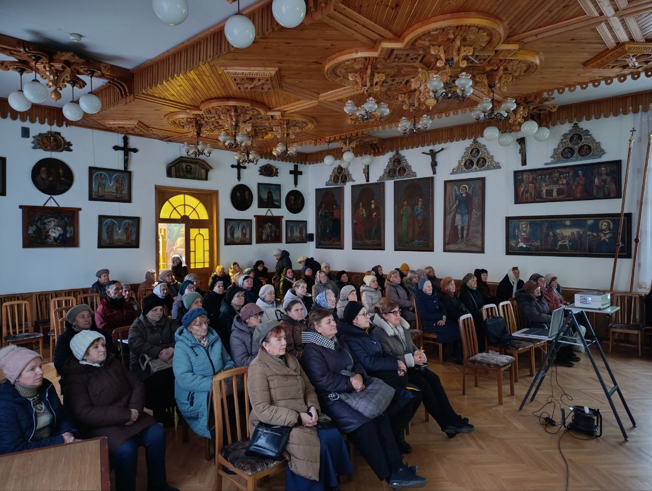 Спільнота «Апостольство Страждальної Матері Божої Покровительки доброї смерті» взяла участь у прощі до Архікатедрального собору Спільнота «Апостольство Страждальної Матері Божої Покровительки доброї смерті» взяла участь у прощі до Архікатедрального собору