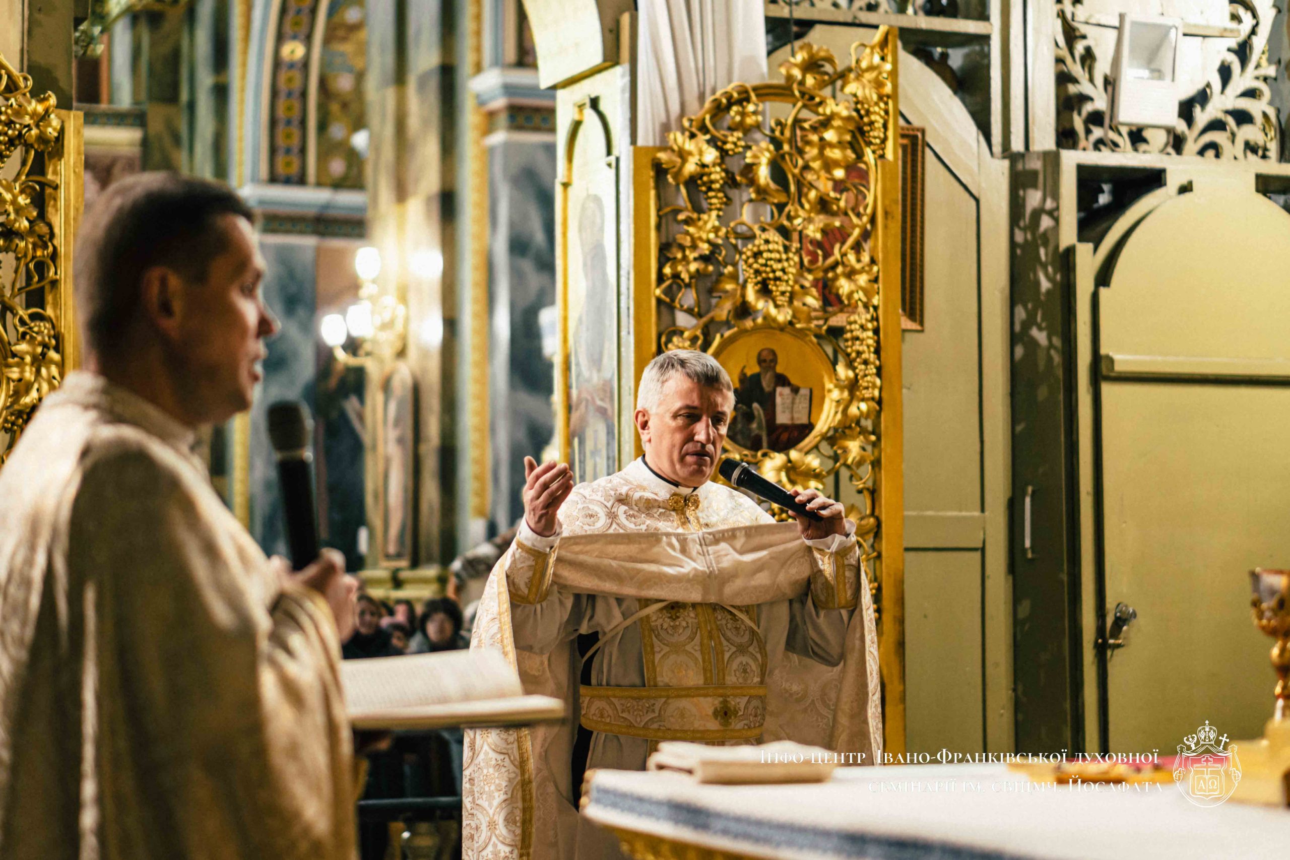 Молячись перед іконою Гваделупської Богородиці: семінаристи ІФДС провели вервицю в Архікатедральному соборі Молячись перед іконою Гваделупської Богородиці: семінаристи ІФДС провели вервицю в Архікатедральному соборі