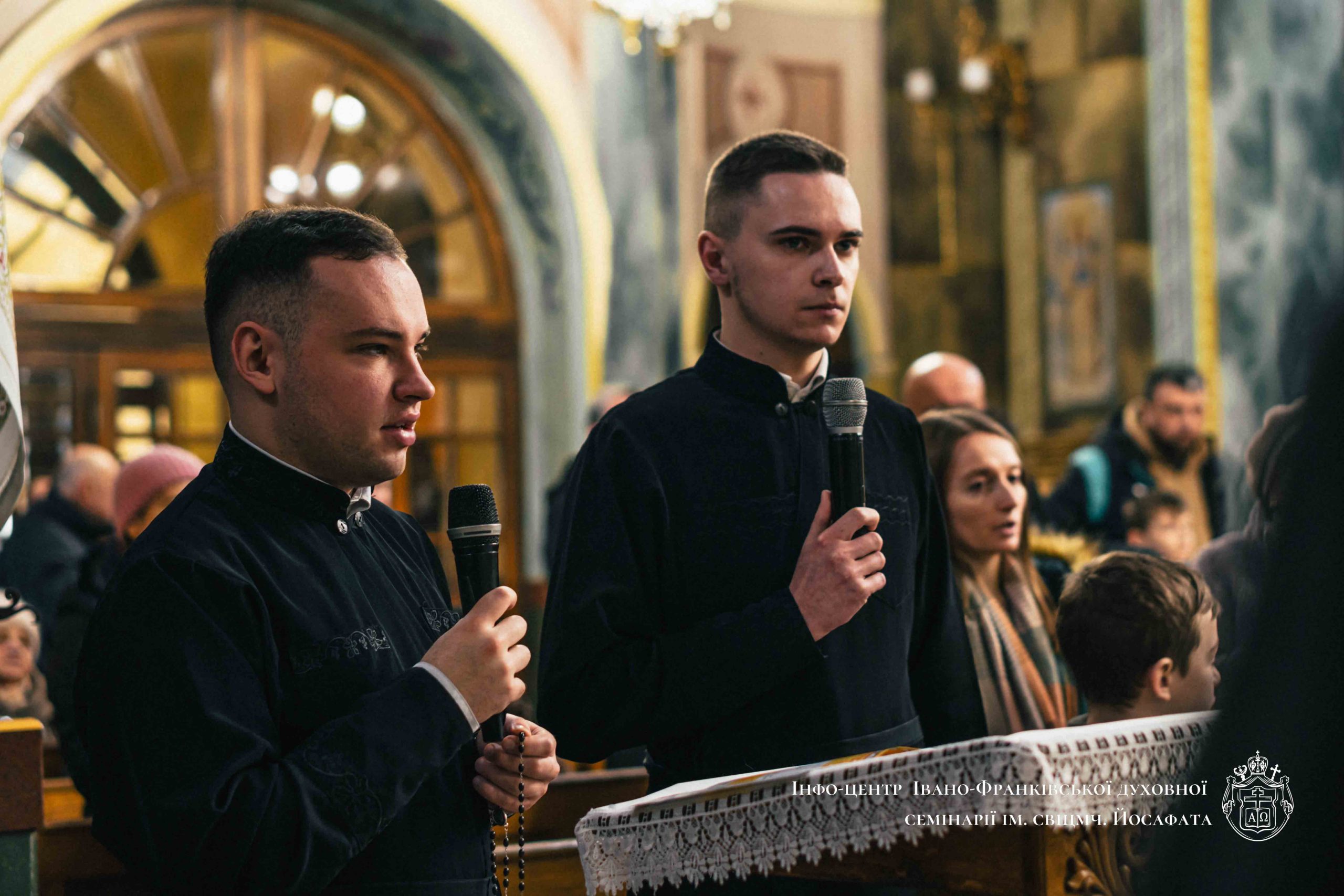 Молячись перед іконою Гваделупської Богородиці: семінаристи ІФДС провели вервицю в Архікатедральному соборі Молячись перед іконою Гваделупської Богородиці: семінаристи ІФДС провели вервицю в Архікатедральному соборі