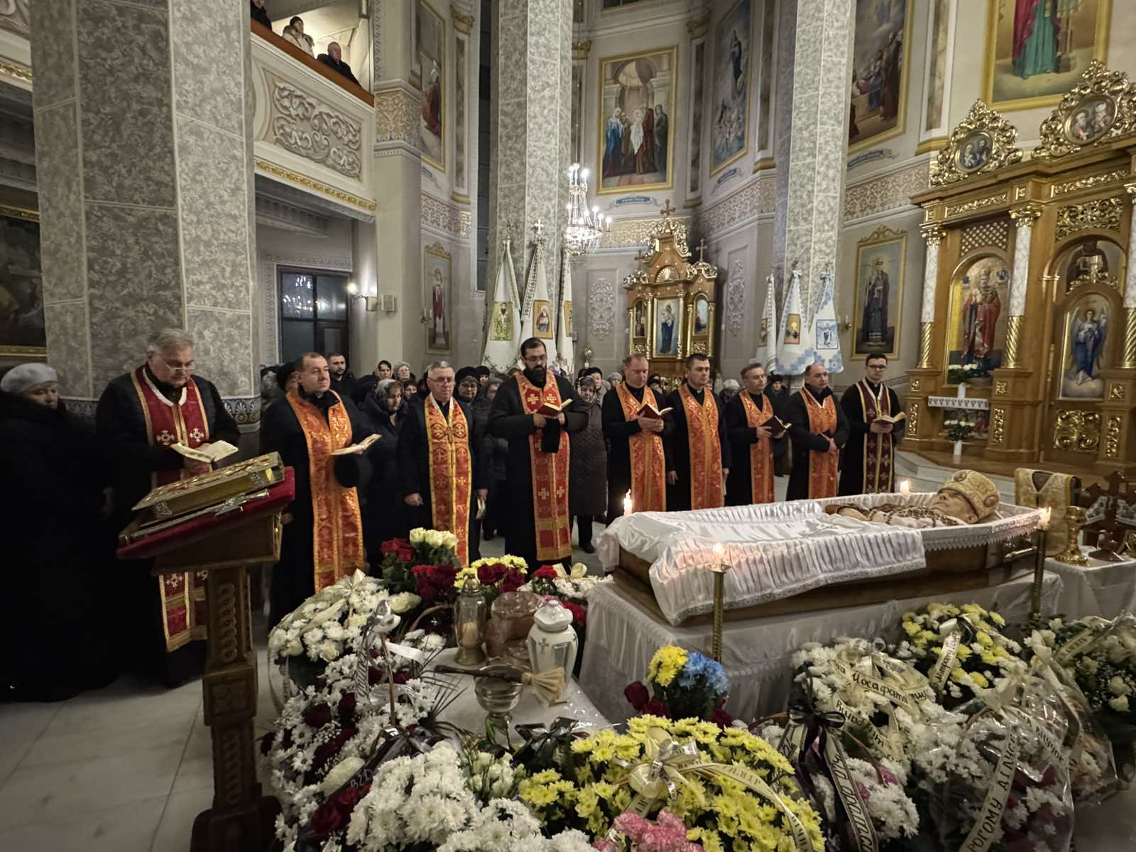 Митрополит Володимир очолив священничий парастас за о. Богданом Демківим Митрополит Володимир очолив священничий парастас за о. Богданом Демківим