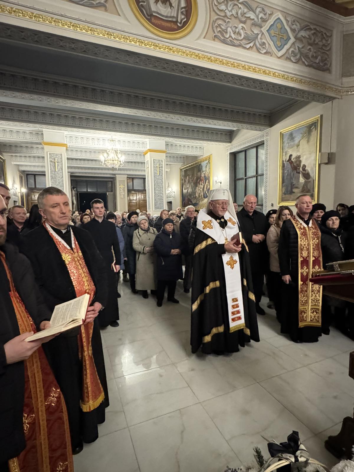 Митрополит Володимир очолив священничий парастас за о. Богданом Демківим Митрополит Володимир очолив священничий парастас за о. Богданом Демківим