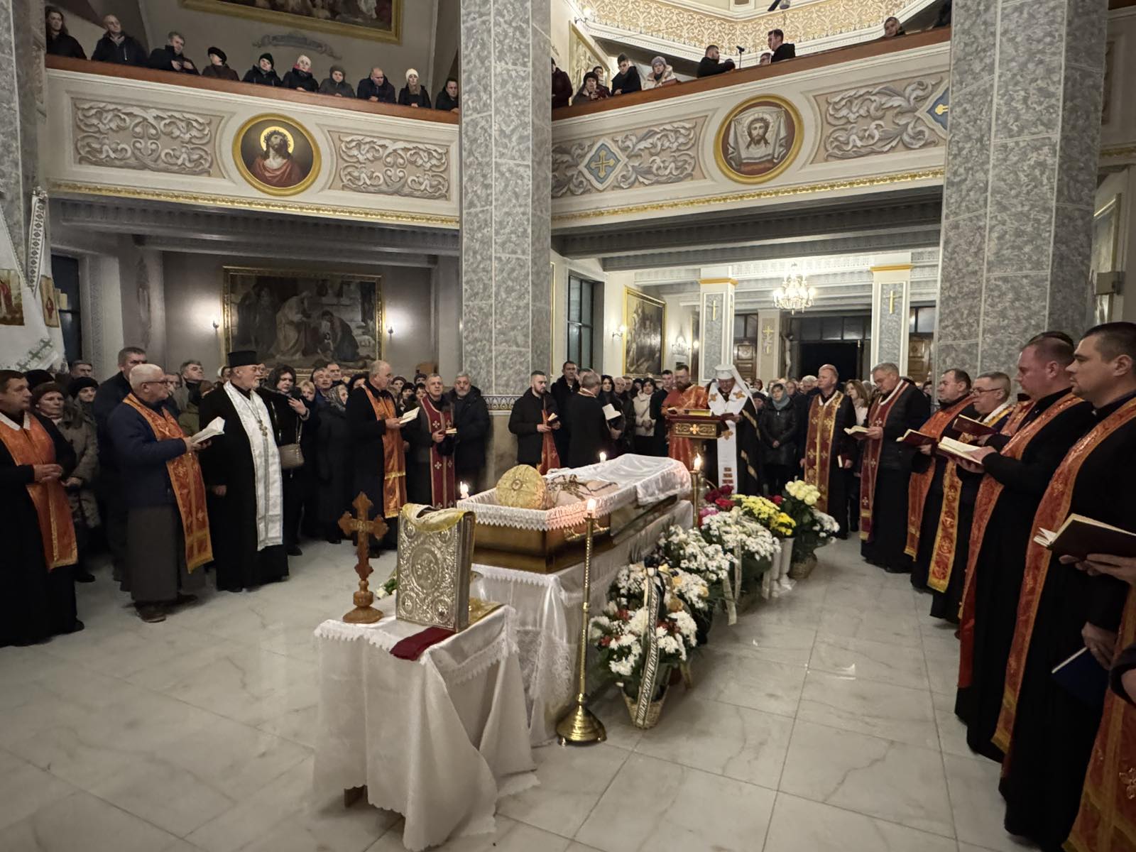 Митрополит Володимир очолив священничий парастас за о. Богданом Демківим Митрополит Володимир очолив священничий парастас за о. Богданом Демківим