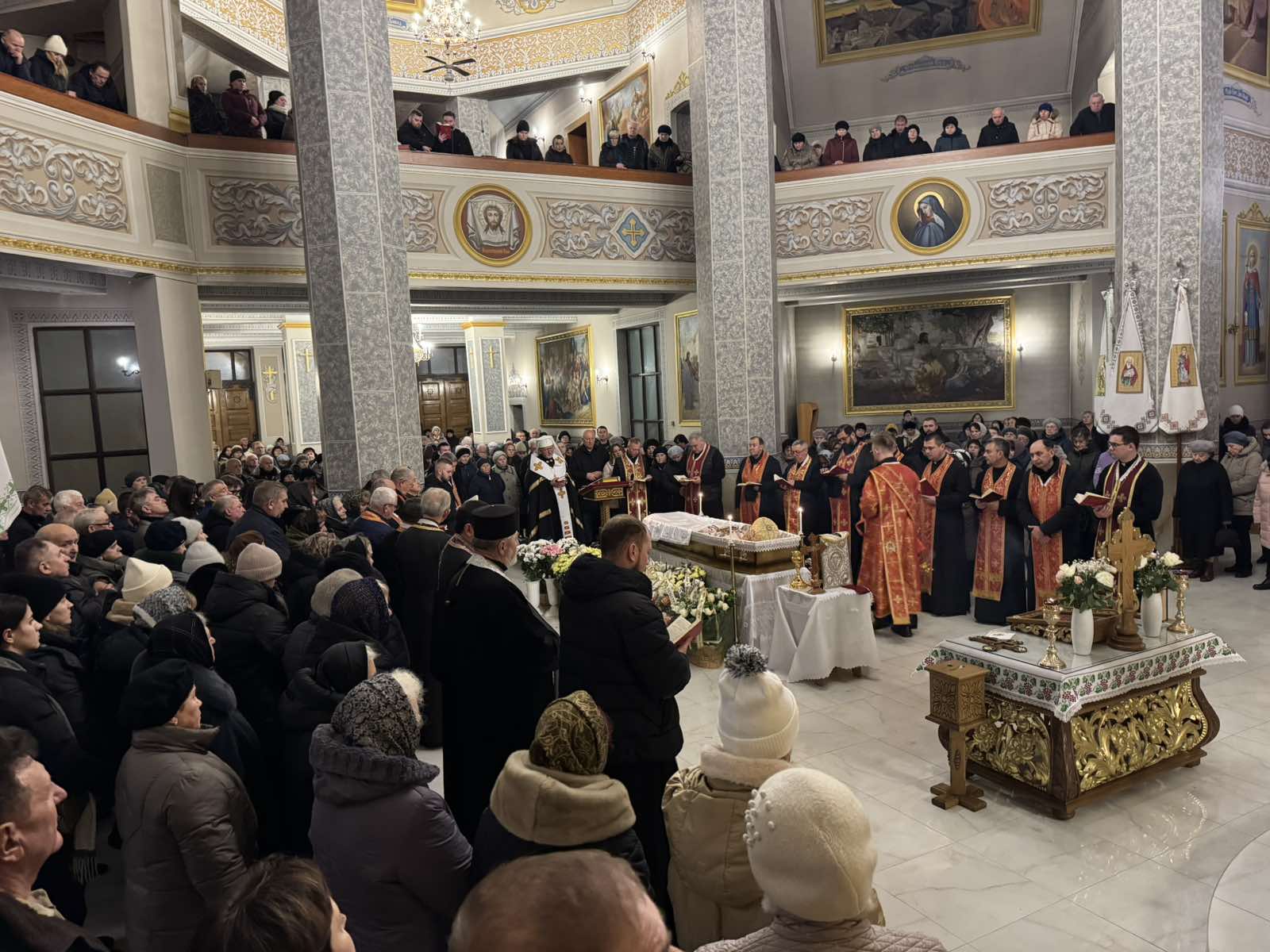 Митрополит Володимир очолив священничий парастас за о. Богданом Демківим Митрополит Володимир очолив священничий парастас за о. Богданом Демківим