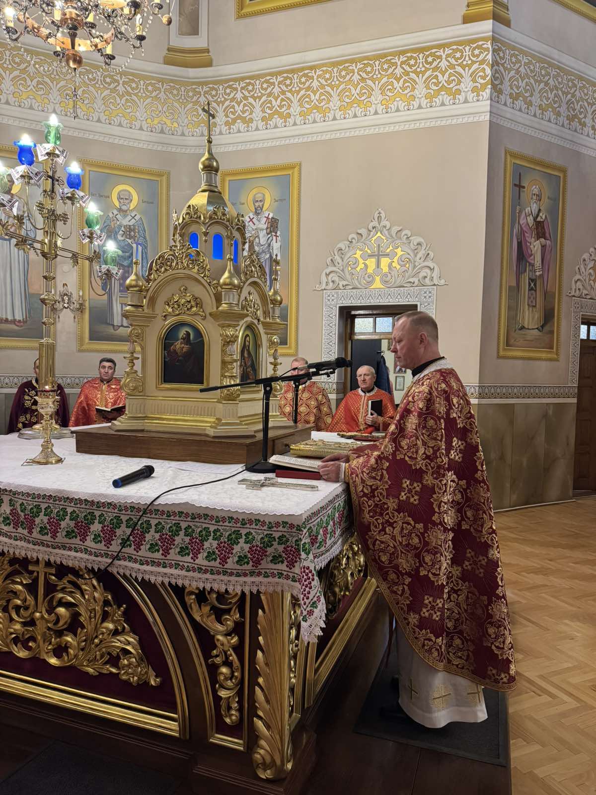 Відбувся Чин священничого похорону о. Богдана Демківа Відбувся Чин священничого похорону о. Богдана Демківа