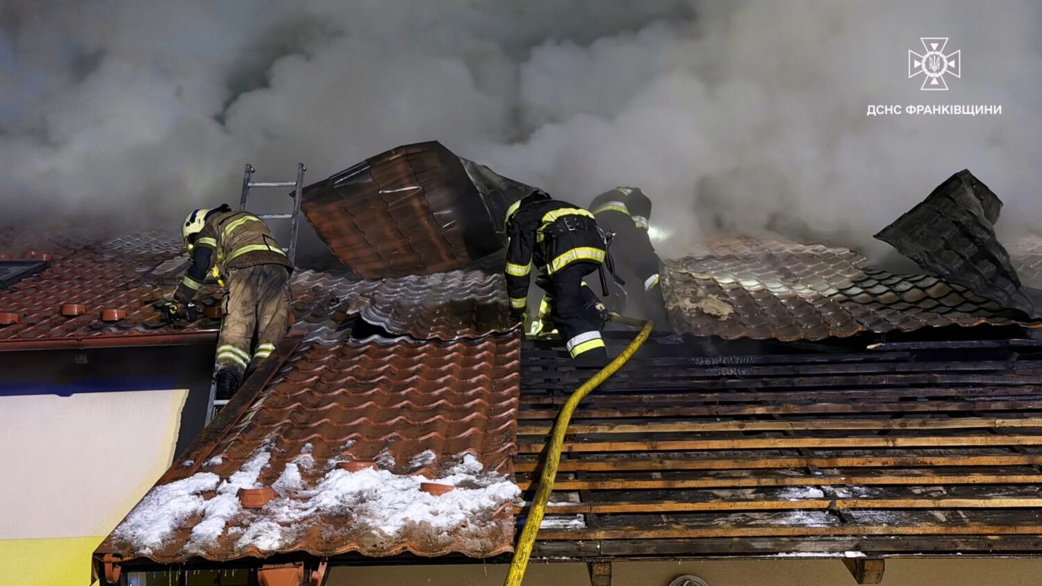 Католицька школа Святого Івана Павла ІІ в Коломиї постраждала внаслідок пожежі Католицька школа Святого Івана Павла ІІ в Коломиї постраждала внаслідок пожежі